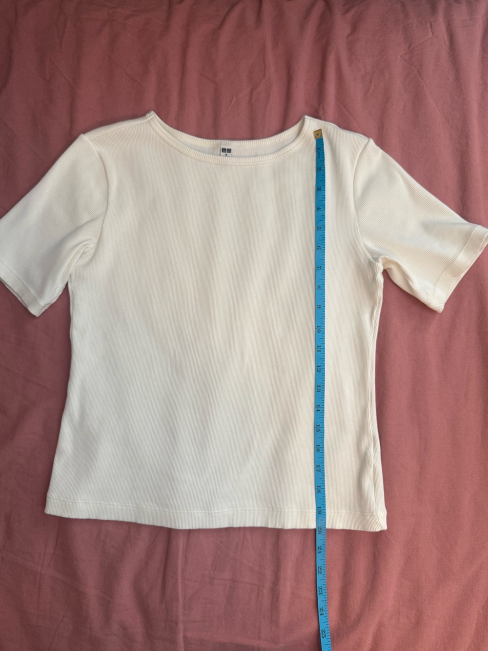 Uniqlo Ribbed Tee
